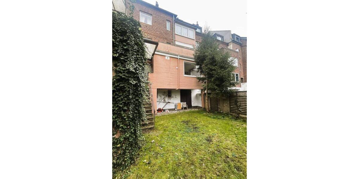 Etagenwohnung Düsseldorf Wersten - 4 Zimmer, 127 m&sup2;, 1.150&euro; | Angebot:26702845