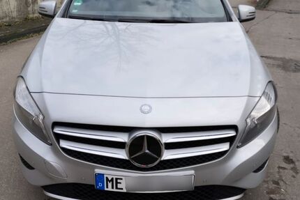 Mercedes-Benz A 180 54.000 km 12.200 &euro; Ratingen 40880