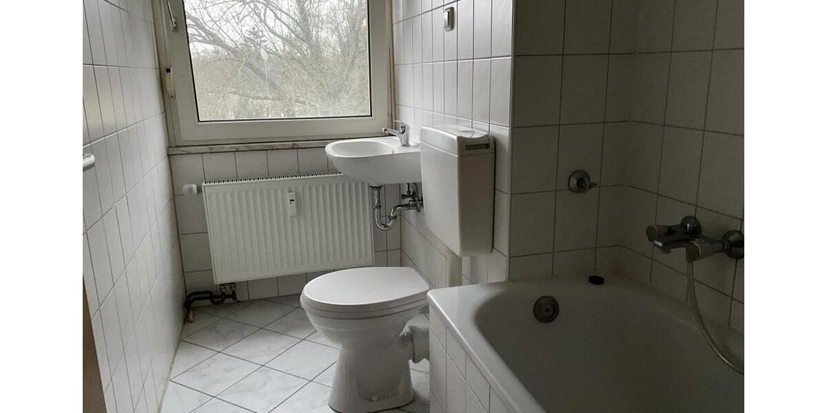 Etagenwohnung Duisburg Huckingen - 2 Zimmer, 43 m&sup2;, 409&euro; | Angebot:25363930