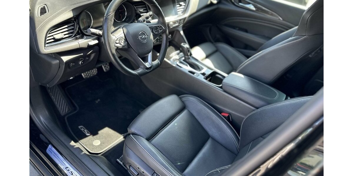 Opel Insignia B Sports Tourer GSi 4x4 / Headup / Pano 140.000 km 11.890 &euro; Mönchengladbach 41066