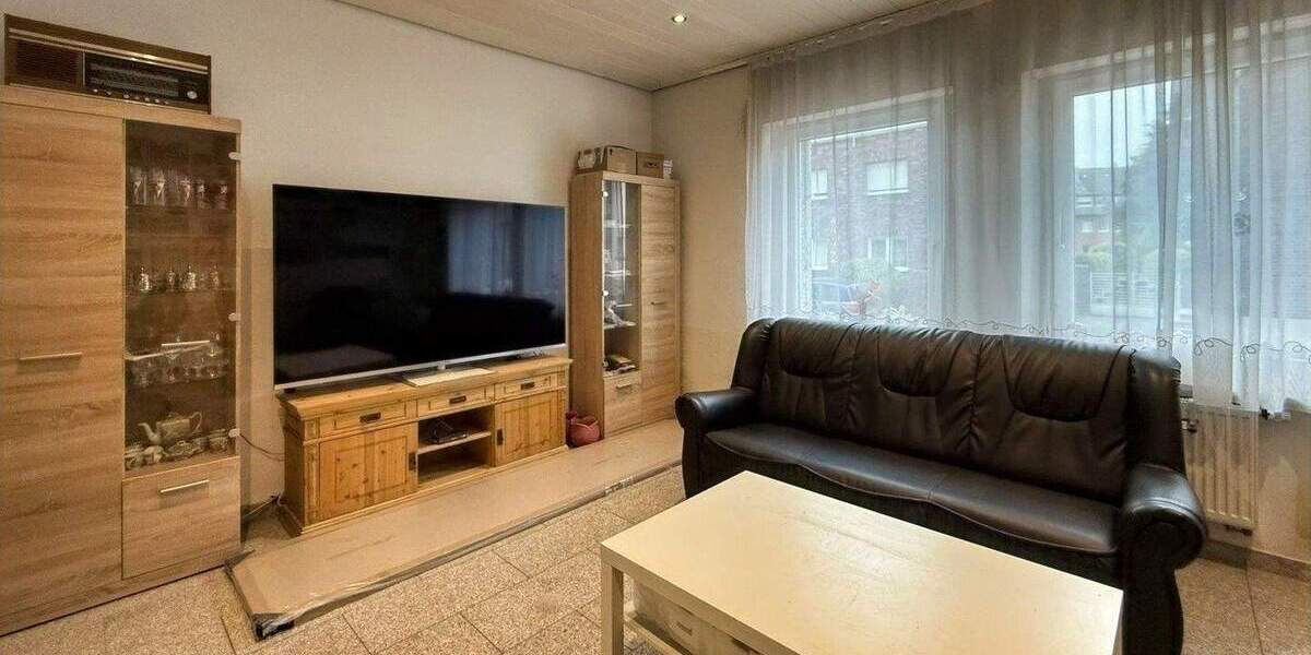 Mehrfamilienhaus, Wohnhaus Mönchengladbach Bettrath - 7 Zimmer, 188 m&sup2;, 320.000&euro; | Angebot:25685811