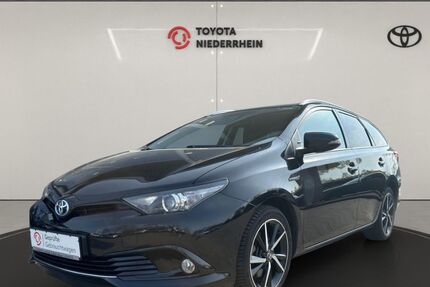 Toyota Auris 73.800 km 17.440 &euro; Krefeld 47809