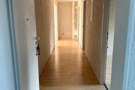 Wohnung Neuss Gnadental - 2 Zimmer, 67 m&sup2;, 1.249&euro; | Angebot:25929426