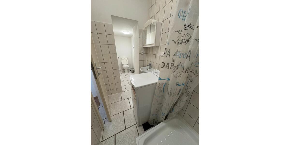 Erdgeschoßwohnung Mönchengladbach Süd - 1 Zimmer, 30 m&sup2;, 380&euro; | Angebot:26021440