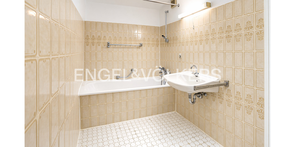 Etagenwohnung Hilden Kalstert - 3 Zimmer, 83 m&sup2;, 240.000&euro; | Angebot:25815458