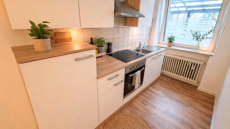 Erdgeschoßwohnung Düsseldorf Stadtbezirk 8 - 1.5 Zimmer, 41 m&sup2;, 645&euro; | Angebot:26585334