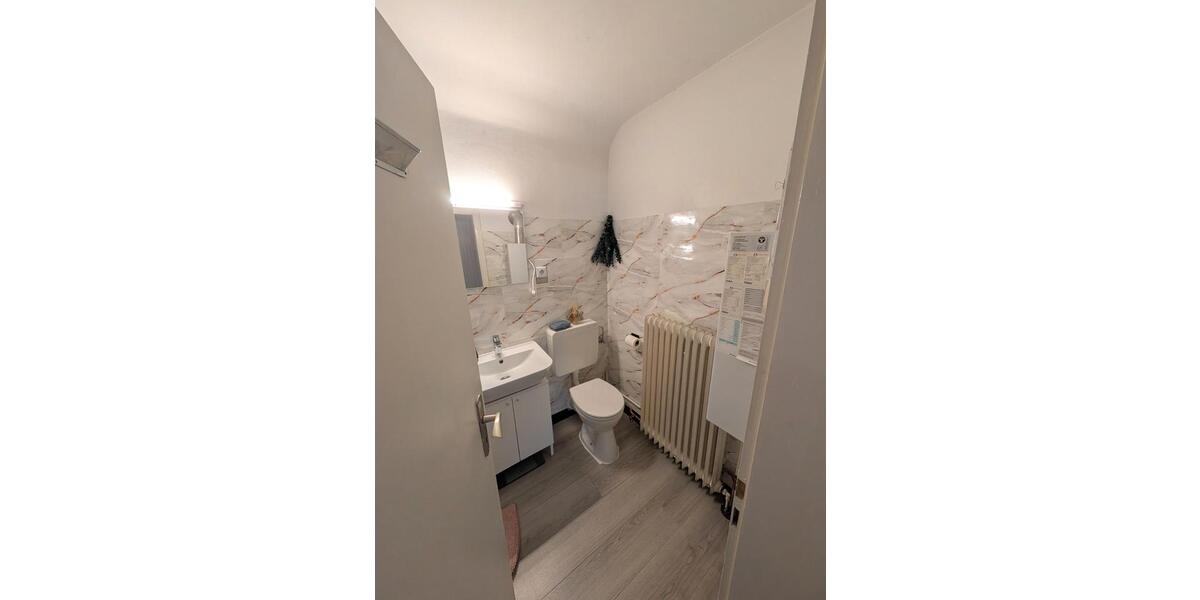 Dachgeschoßwohnung Grevenbroich - 2 Zimmer, 44 m&sup2;, 470&euro; | Angebot:26652866