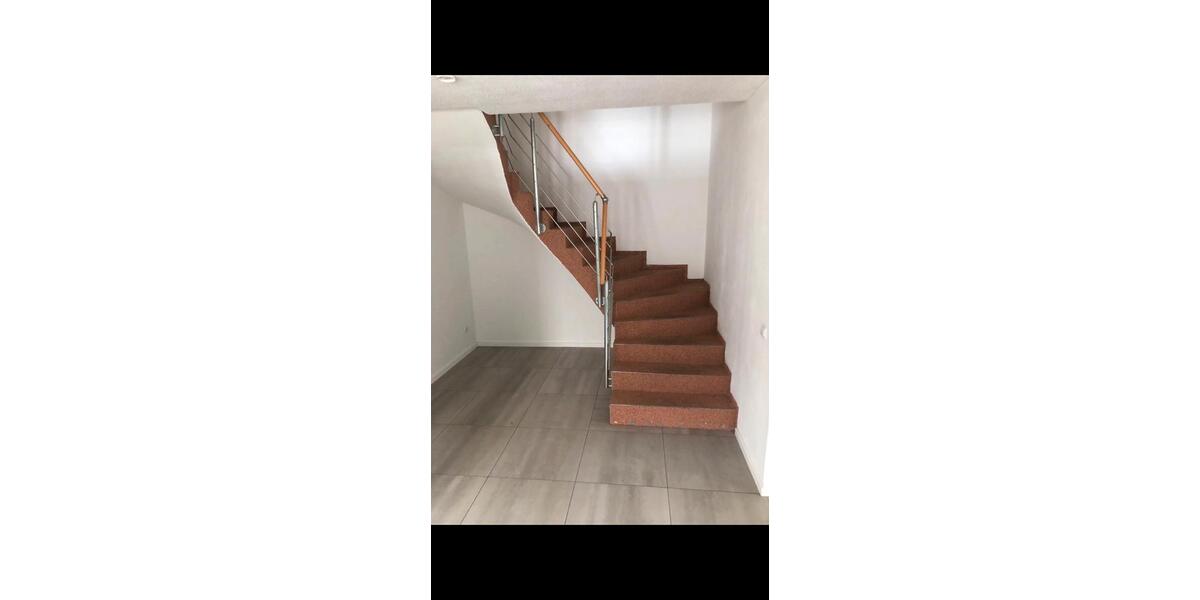 Maisonettenwohnung Velbert Pöthen - 3 Zimmer, 103 m&sup2;, 1.250&euro; | Angebot:25217957