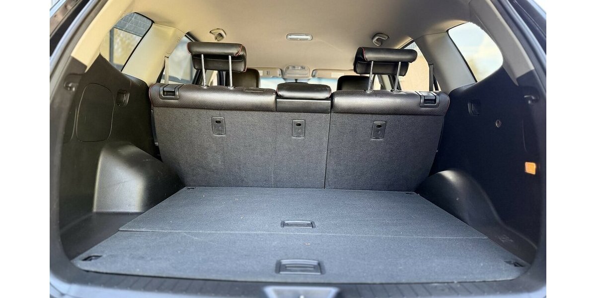 Hyundai Santa Fe 2.0 CRDi Team 08 / Automatik / Allrad 168.000 km 5.900 &euro; Mönchengladbach 41066