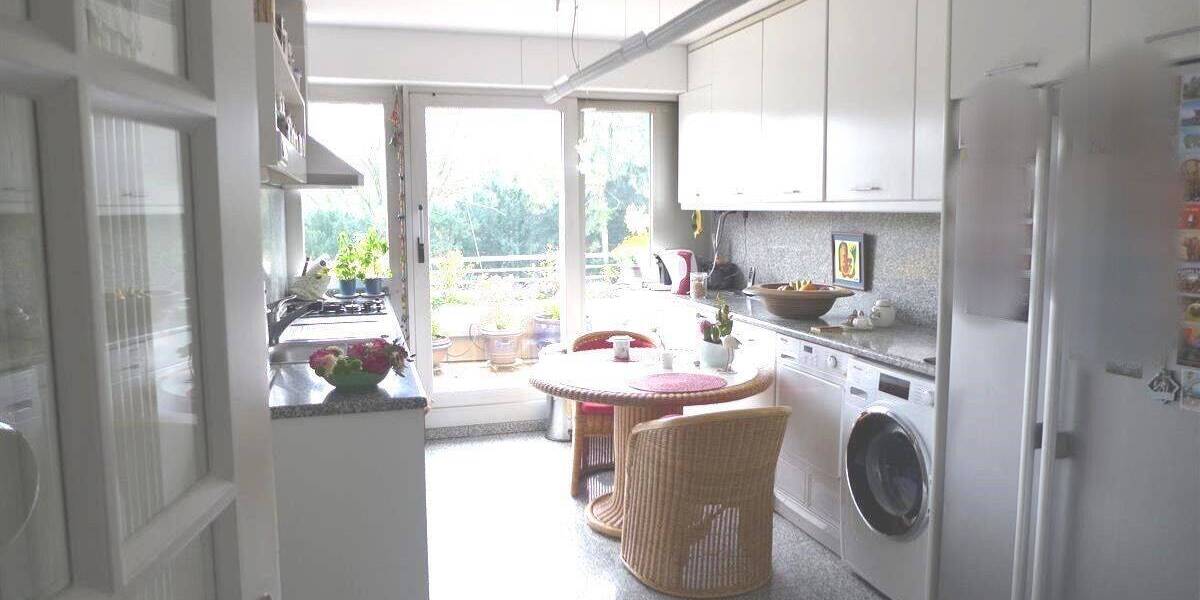 Etagenwohnung Krefeld Cracau - 6 Zimmer, 193 m&sup2;, 379.000&euro; | Angebot:25686084