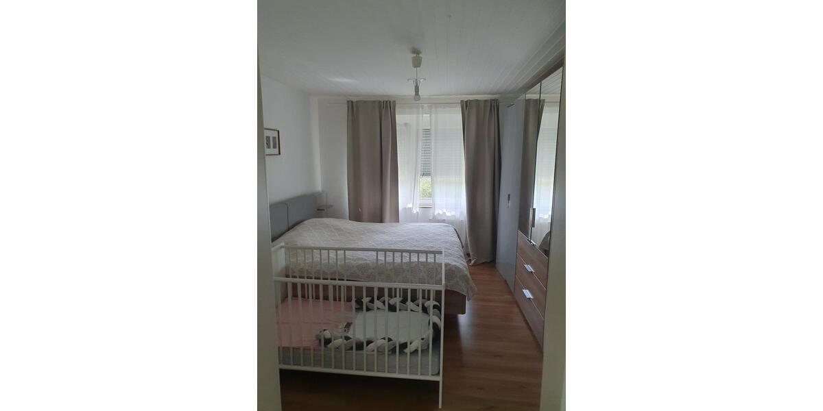 Etagenwohnung Mönchengladbach Ost - 4 Zimmer, 76 m&sup2;, 145.000&euro; | Angebot:26567070