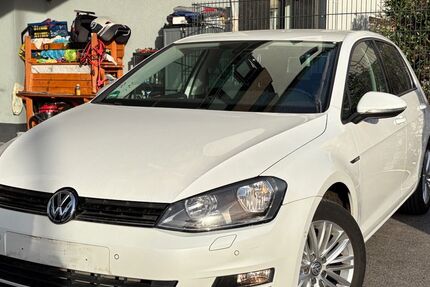 VW Golf 96.000 km 9.490 &euro; Düsseldorf 40229