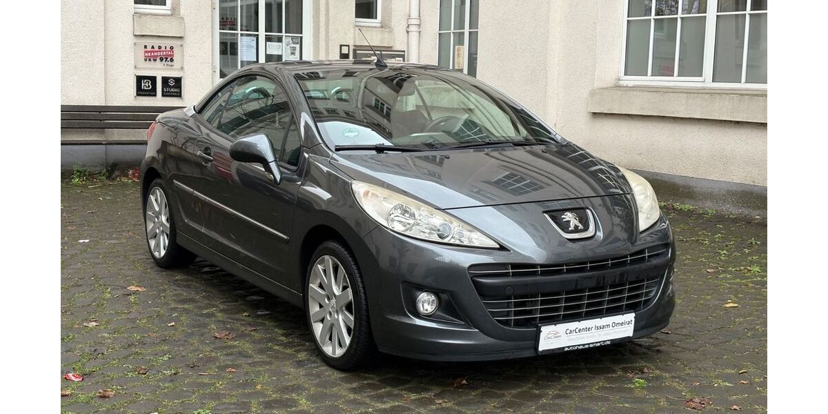 Peugeot 207 104.000 km 6.900 &euro; Mettmann Stadtwald Bahnhof 40822