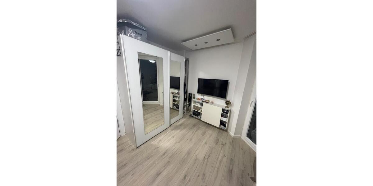 Etagenwohnung Düsseldorf Flingern Süd - 3 Zimmer, 78 m&sup2;, 450.000&euro; | Angebot:26036936