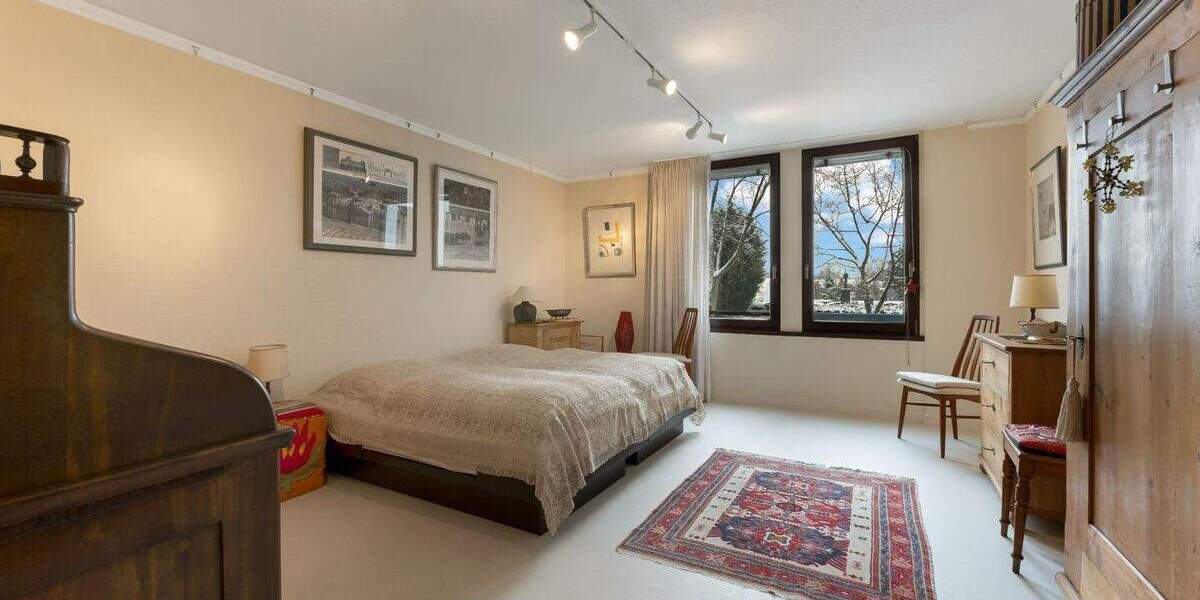 Etagenwohnung Erkrath Unterfeldhaus - 3 Zimmer, 123 m&sup2;, 360.000&euro; | Angebot:25836517