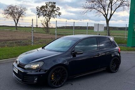 VW Golf 280.000 km 8.200 &euro; Viersen 41749