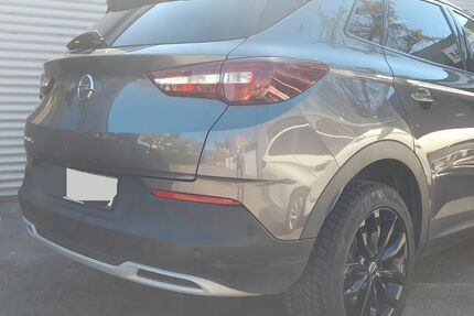 Opel Grandland (X) 68.000 km 21.900 &euro; Mönchengladbach 41065