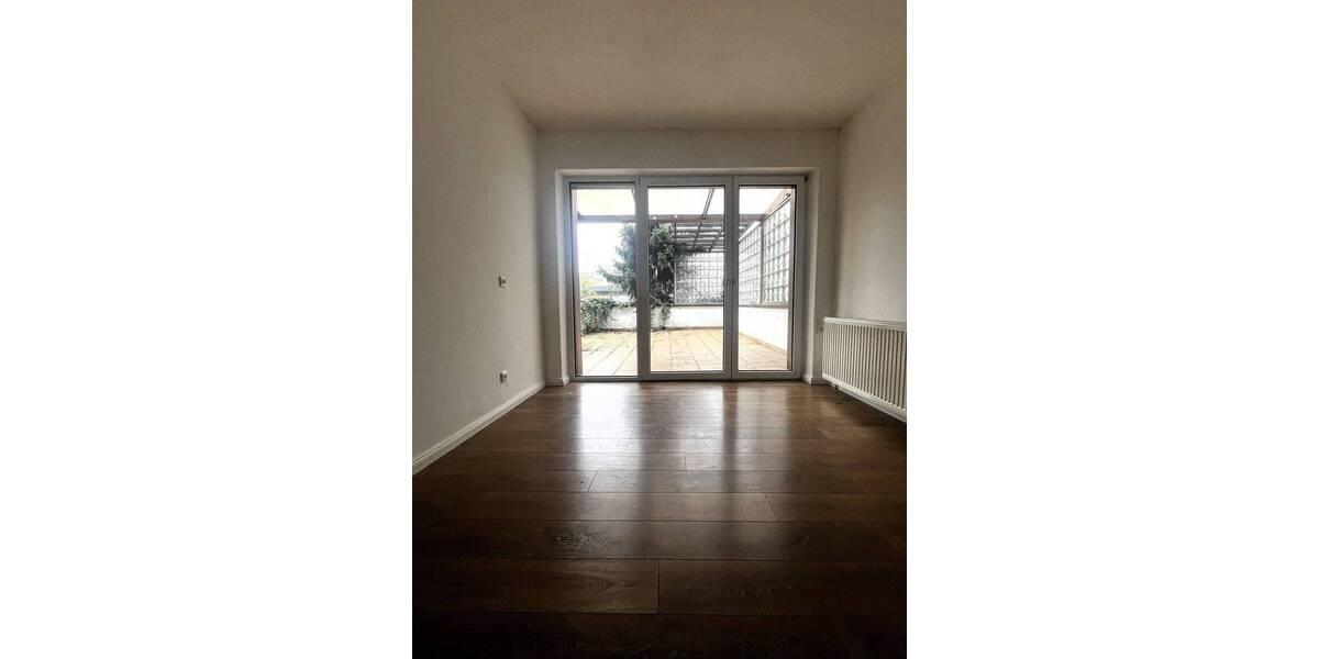 Etagenwohnung Düsseldorf Wersten - 4 Zimmer, 127 m&sup2;, 1.150&euro; | Angebot:26702845