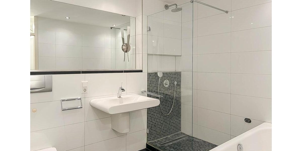 Erdgeschoßwohnung Meerbusch Necklenbroich - 5 Zimmer, 153 m&sup2;, 2.450&euro; | Angebot:25379009