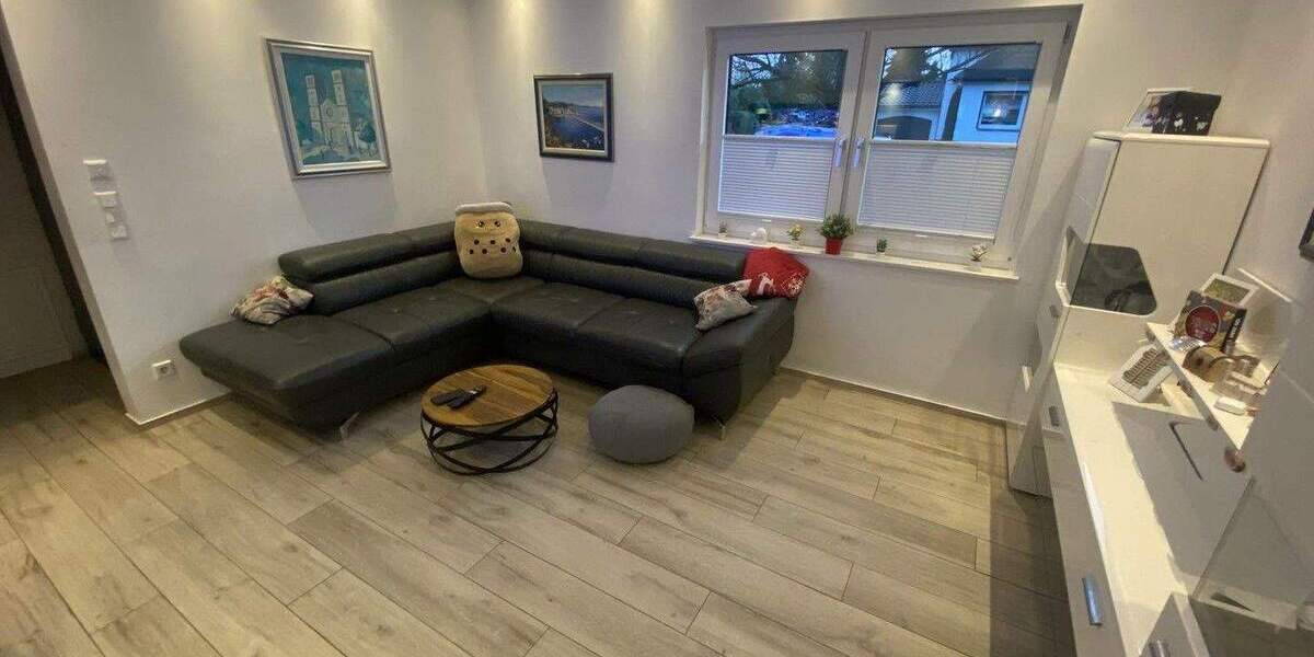 Doppelhaushälfte Duisburg Huckingen - 7 Zimmer, 120 m&sup2;, 599.000&euro; | Angebot:25755924