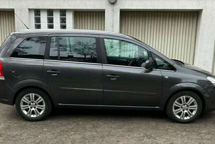 Opel Zafira 207.000 km 4.000 &euro; Krefeld 47798