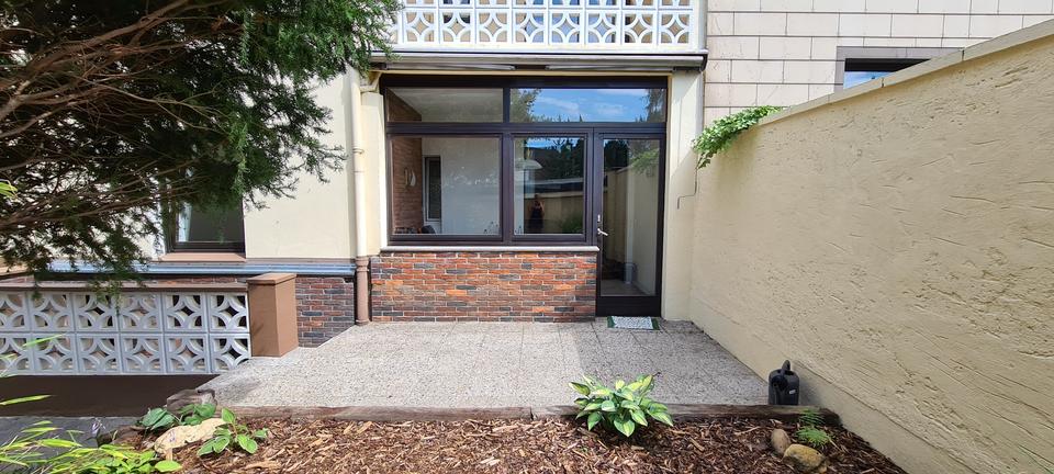 Erdgeschoßwohnung Mönchengladbach - 2 Zimmer, 83 m&sup2;, 830&euro; | Angebot:25884330