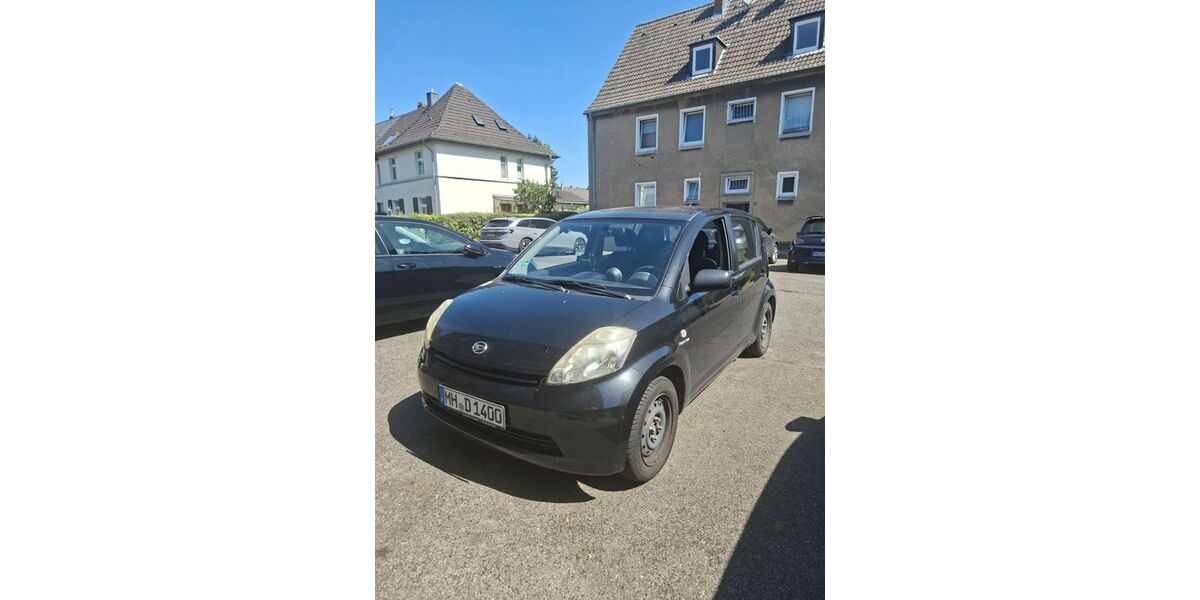 Daihatsu Sirion 128.716 km 1.500 &euro; Mülheim an der Ruhr 45473