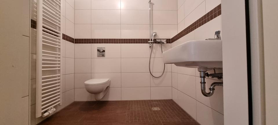 Erdgeschoßwohnung Meerbusch - 1 Zimmer, 39 m&sup2;, 705&euro; | Angebot:25307490