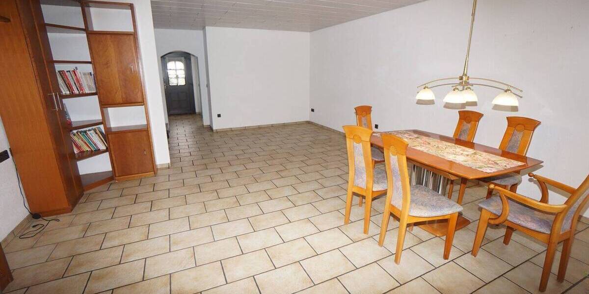 Reihenmittelhaus Moers Scherpenberg - 4 Zimmer, 89 m&sup2;, 285.000&euro; | Angebot:26684085