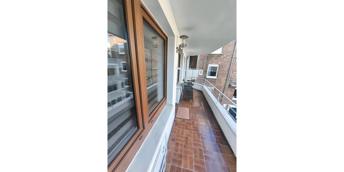 Etagenwohnung Düsseldorf Pempelfort - 1 Zimmer, 36 m&sup2;, 1.200&euro; | Angebot:25047333