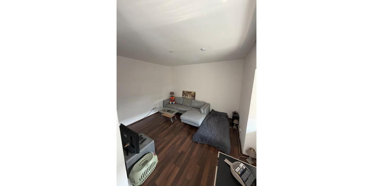 Etagenwohnung Krefeld Gellep-Stratum - 3 Zimmer, 90 m&sup2;, 1.050&euro; | Angebot:26664018