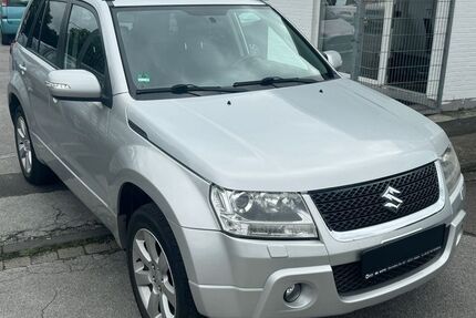 Suzuki Grand Vitara 103.000 km 10.800 &euro; Hilden 40721