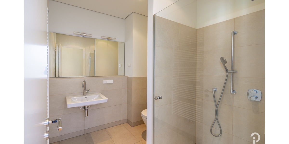 Wohnen in hochwertigem Ambiente mit internationalem Flair. 3 Zi-Wohnung in den Heinrich-Heine-Gärten - Etagenwohnung Düsseldorf Heerdt | Angebot:26645361