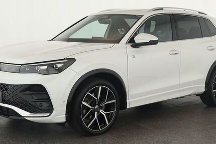 VW Tiguan 18.300 km 41.884 &euro; Düsseldorf 40233