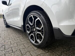 Suzuki Swift 1.4 Sport Hybrid 129PS&Sitzheizung&Applink&W 64.698 km 16.498 &euro; Meerbusch 40667