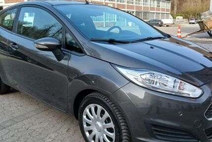Ford Fiesta 114.000 km 5.950 &euro; Ratingen 40882