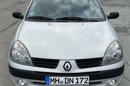 Renault Clio 192.000 km 1.500 &euro; Dusseldorf 40211