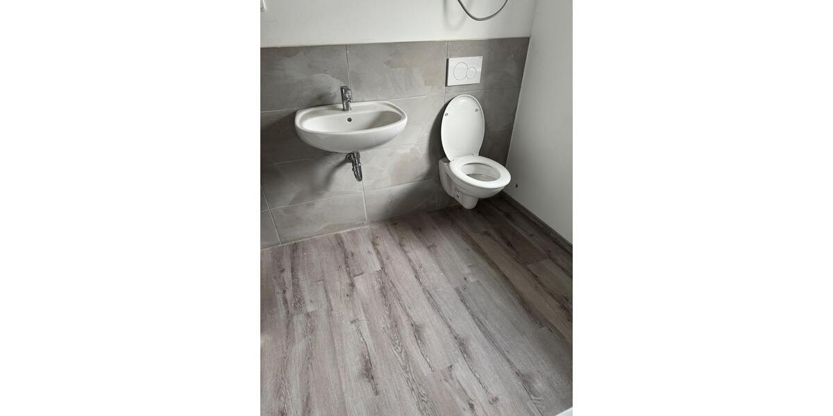 Reihenhaus Viersen Sittard - 5 Zimmer, 148 m&sup2;, 1.700&euro; | Angebot:26547236