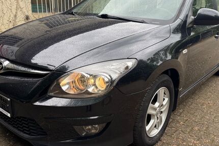 Hyundai i30 250.000 km 1.950 &euro; Mönchengladbach 41069