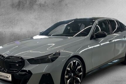 BMW i5 3.046 km 82.771 &euro; Kempen 47906