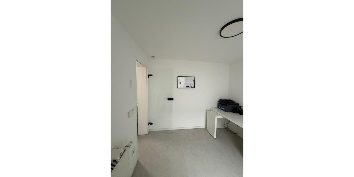 Erdgeschoßwohnung Krefeld Gellep-Stratum - 3 Zimmer, 65 m&sup2;, 900&euro; | Angebot:25638839