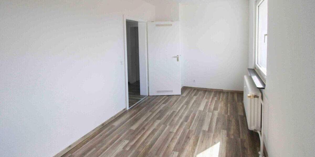 Etagenwohnung Duisburg Rumeln-Kaldenhausen - 3 Zimmer, 74 m&sup2;, 165.000&euro; | Angebot:25705132