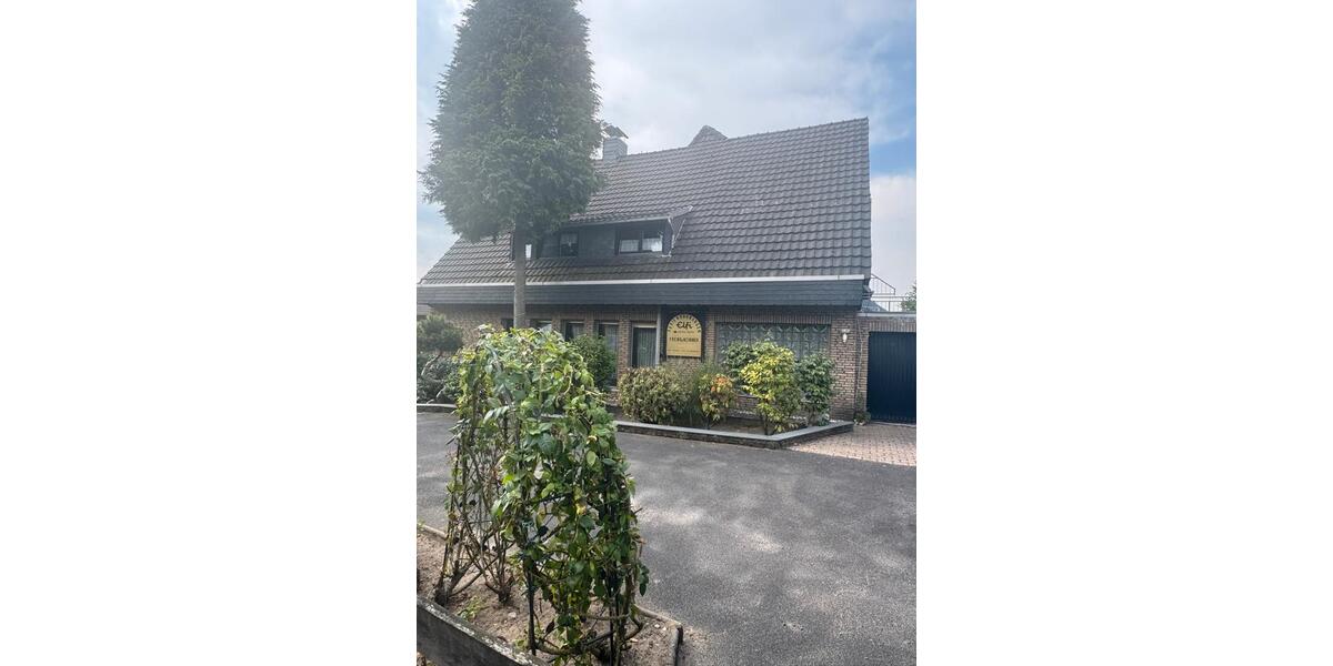 Etagenwohnung Langenfeld (Rheinland) - 2 Zimmer, 596 m&sup2;, 1.600.000&euro; | Angebot:27081290
