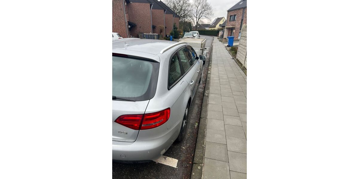 Audi A4 147.000 km 7.500 &euro; Mönchengladbach 41179
