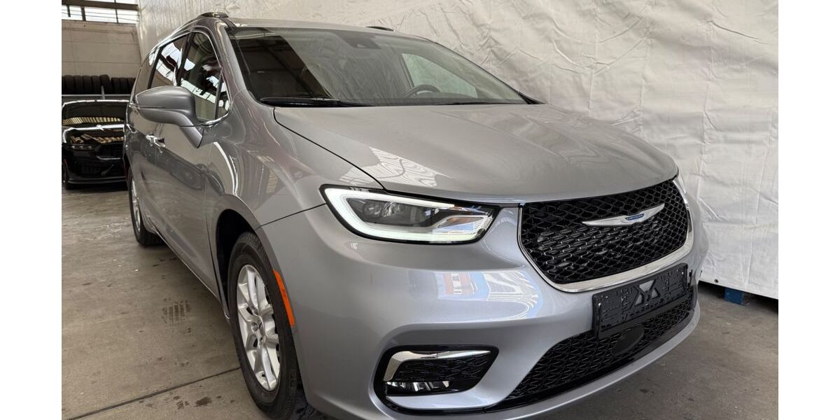 Chrysler Pacifica 56.000 km 24.940 &euro; Düsseldorf 40589