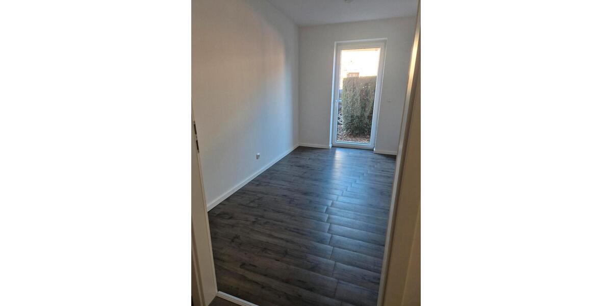 Erdgeschoßwohnung Mönchengladbach Süd - 3 Zimmer, 1.300&euro; | Angebot:23538029