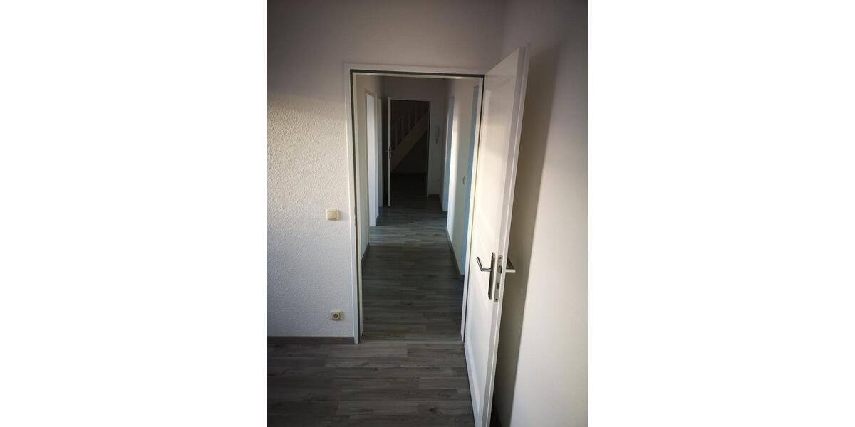 Maisonettenwohnung Duisburg Rheinhausen - 4 Zimmer, 120 m&sup2;, 1.100&euro; | Angebot:26063741