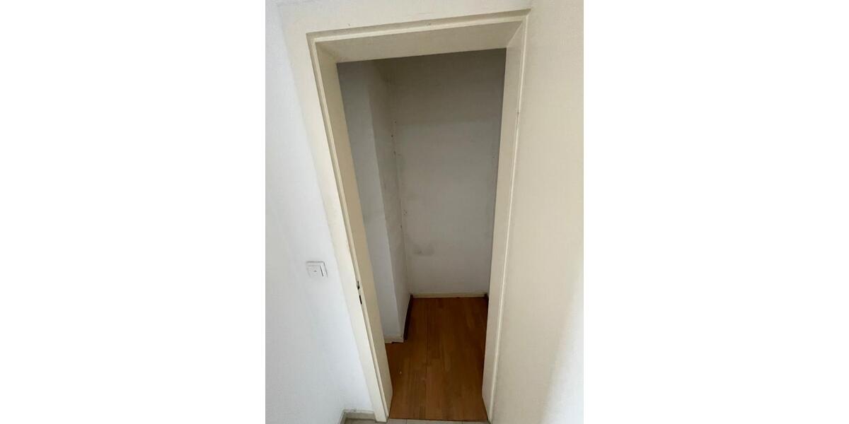 Etagenwohnung Krefeld - 2 Zimmer, 47 m&sup2;, 420&euro; | Angebot:26680743