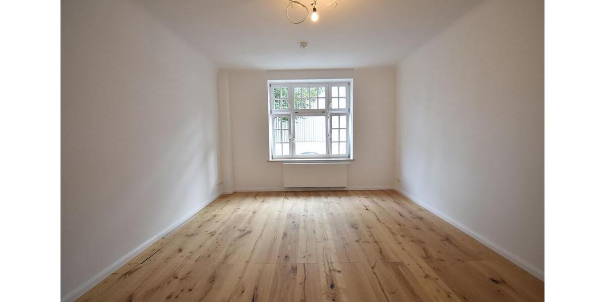 Etagenwohnung Düsseldorf Heerdt - 2 Zimmer, 75 m&sup2;, 1.450&euro; | Angebot:22619460