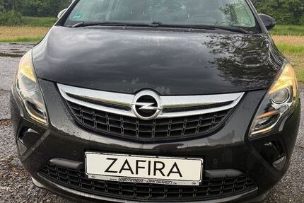 Opel Zafira Tourer 146.000 km 7.950 &euro; Neukirchen-Vluyn (bei Duisburg) 47506